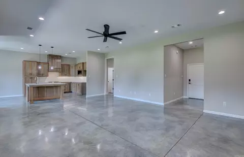 Living - 32 Echohawk Ln, Cabot, AR 72023 photo 2 of 4