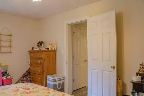 Bedroom - 4875 Highway 375, Mena, AR 71953 photo 4 of 5