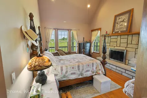 Bedroom - 676 Diamond Dr, Marshall, AR 72650 photo 1 of 6