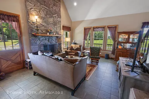 Living - 676 Diamond Dr, Marshall, AR 72650 photo 1 of 2
