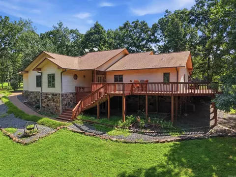 108 Castle Arms Pl, Fairfield Bay, AR 72088