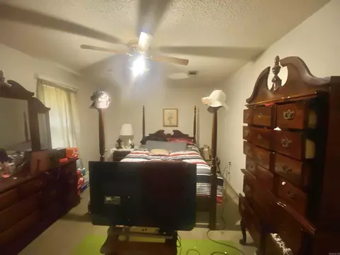 Bedroom - 1223 E 28th Ave, Pine Bluff, AR 71601 photo 1 of 3