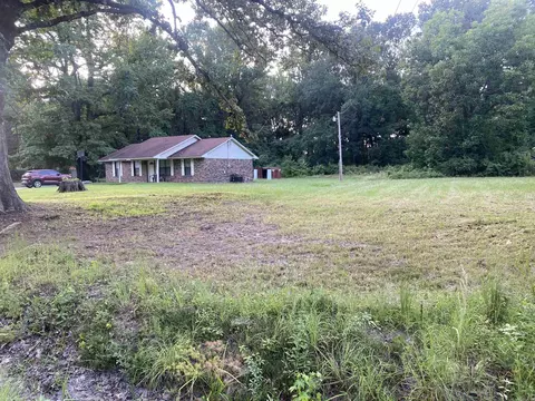 Exterior - 1223 E 28th Ave, Pine Bluff, AR 71601 photo 6 of 10