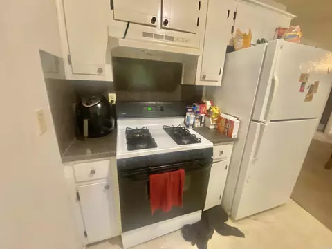 Kitchen - 1223 E 28th Ave, Pine Bluff, AR 71601 photo 1 of 1