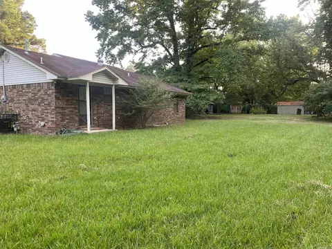 Exterior - 1223 E 28th Ave, Pine Bluff, AR 71601 photo 5 of 10