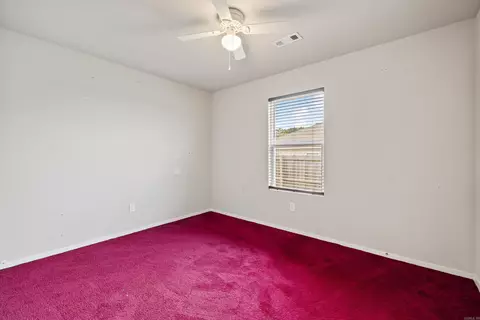 Bedroom - 4448 Olympic Dr, Benton, AR 72019 photo 3 of 6