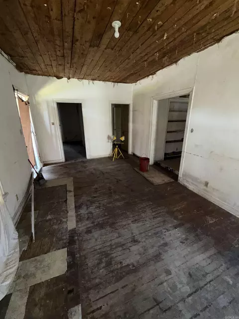 Entry Way - 1926 S Olive St, Pine Bluff, AR 71601 photo 3 of 3