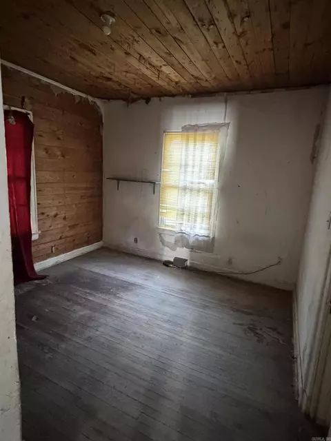 Bedroom - 1926 S Olive St, Pine Bluff, AR 71601 photo 1 of 2