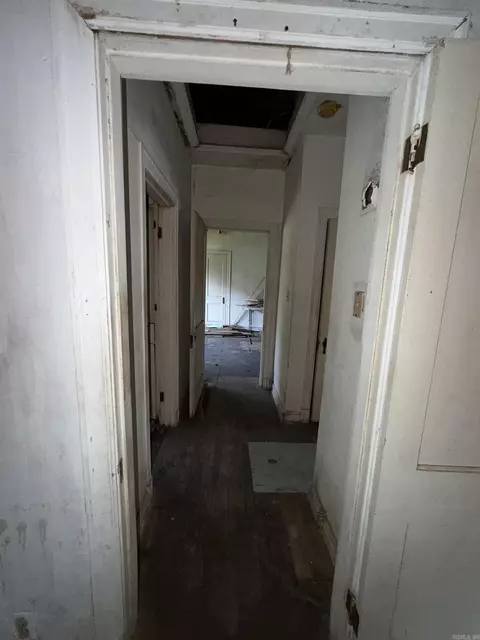 Entry Way - 1926 S Olive St, Pine Bluff, AR 71601 photo 1 of 3
