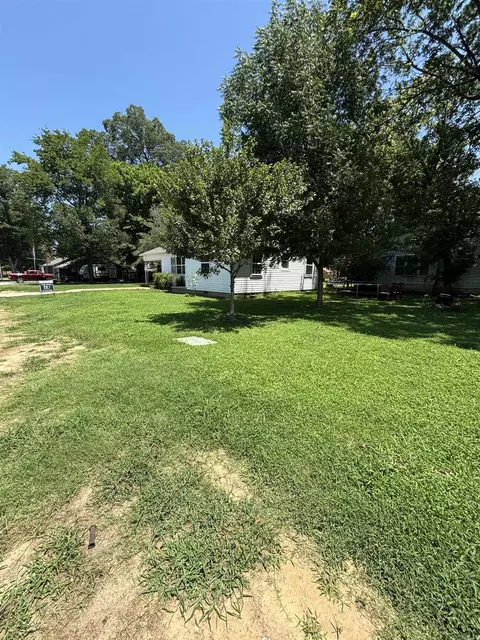 808 SW 4th St, Corning, AR 72422 photo 10