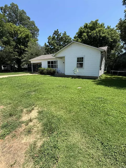 808 SW 4th St, Corning, AR 72422 photo 9