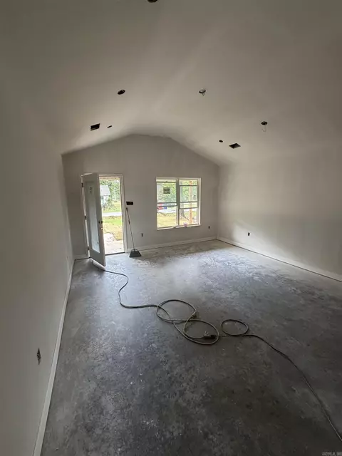 209 N Jackson St, Cabot, AR 72023 photo 3