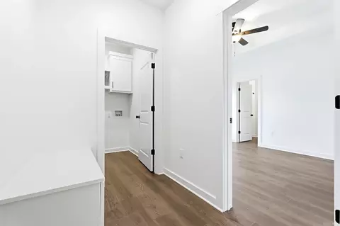 Entry Way - 203 E Florida St, Beebe, AR 72012 photo 1 of 1