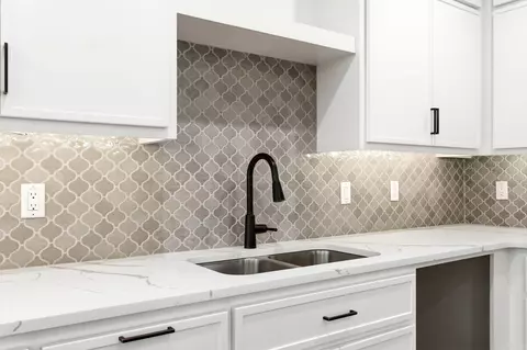 Kitchen - 203 E Florida St, Beebe, AR 72012 photo 2 of 4