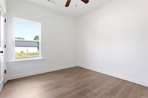 Bedroom - 205 E Flordia St, Beebe, AR 72012 photo 5 of 8