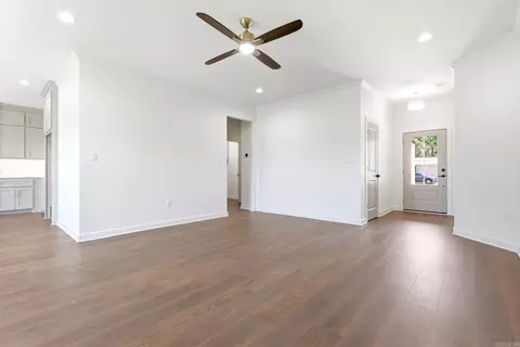 Living - 205 E Flordia St, Beebe, AR 72012 photo 2 of 5
