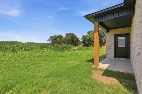 Exterior - 205 E Flordia St, Beebe, AR 72012 photo 9 of 9