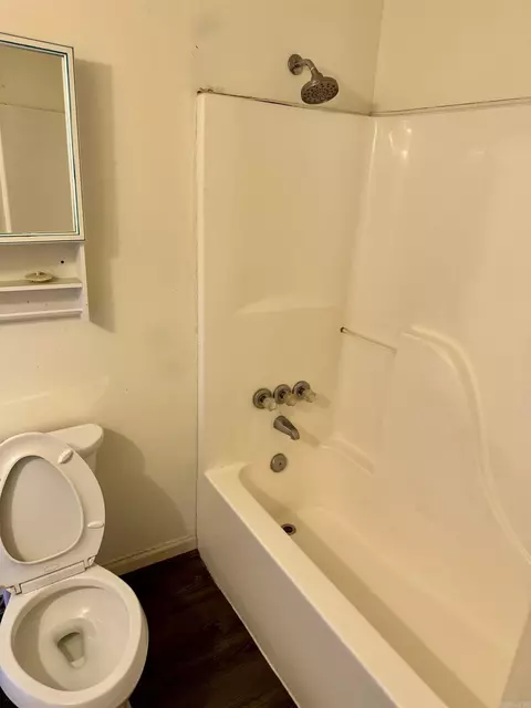 Bath - 308 Home, Marked Tree, AR 72365 photo 3 of 3