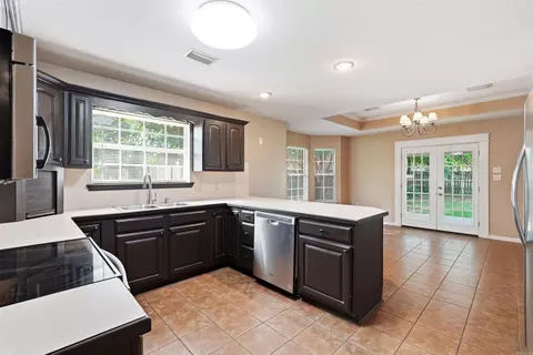 Kitchen - 104 Applegate, Conway, AR 72034 photo 7 of 7