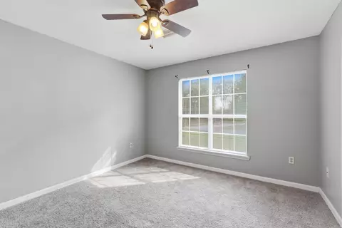 Bedroom - 104 Applegate, Conway, AR 72034 photo 3 of 7
