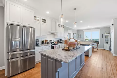 Kitchen - 75 Crested Butte Rd, Austin, AR 72007 photo 1 of 6