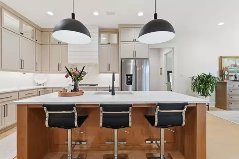 Kitchen - 5935 Brush Creek Loop, Conway, AR 72034 photo 5 of 6