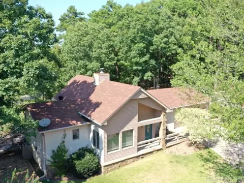 2 Balenciaga Way, Hot Springs Village, AR 71909