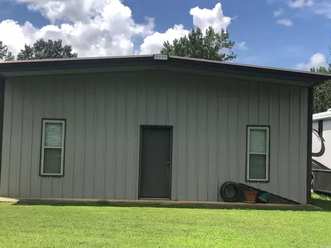 Exterior - 2995 Hubbard Rd, Benton, AR 72019 photo 6 of 8