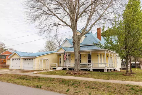 Exterior - 65 Mulberry St, Quitman, AR 72131 photo 4 of 8