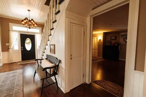 Entry Way - 65 Mulberry St, Quitman, AR 72131 photo 2 of 8