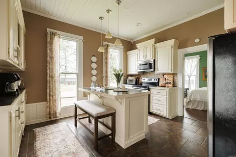 Kitchen - 65 Mulberry St, Quitman, AR 72131 photo 5 of 6