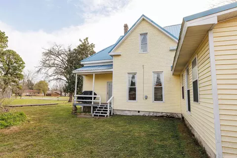 Exterior - 65 Mulberry St, Quitman, AR 72131 photo 8 of 8