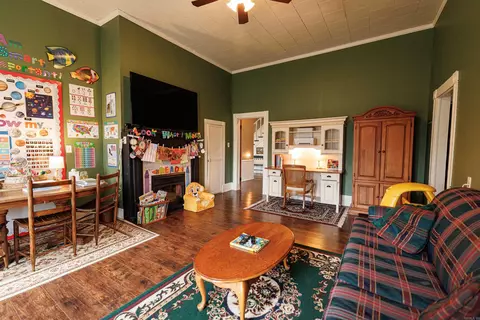 Living - 65 Mulberry St, Quitman, AR 72131 photo 4 of 7