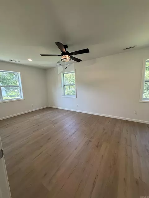 1391 Wiley Dr, Piggott, AR 72454 photo 6