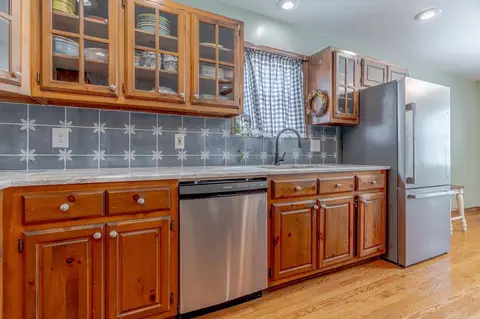 Kitchen - 13633 Us 62, Ash Flat, AR 72513 photo 5 of 5