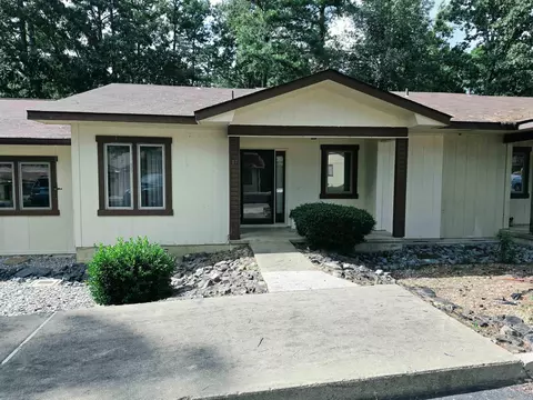 17 Lindsay Ln, Hot Springs Village, AR 71909