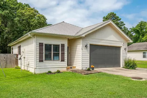 16 Paradise Cir, Arkadelphia, AR 71923