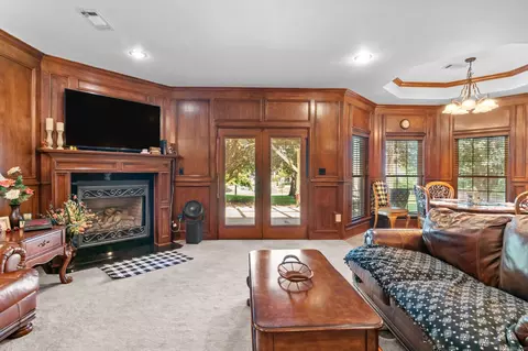 Living - 7225 E Worth Ave, Benton, AR 72019 photo 2 of 3