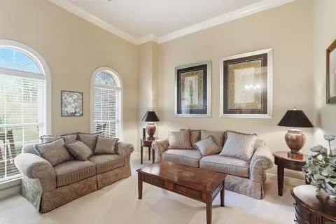 Living - 7225 E Worth Ave, Benton, AR 72019 photo 1 of 5