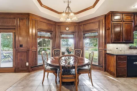 Dining - 7225 E Worth Ave, Benton, AR 72019 photo 1 of 2