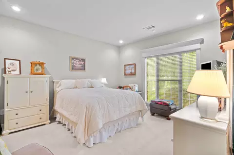 Bedroom - 7225 E Worth Ave, Benton, AR 72019 photo 2 of 2