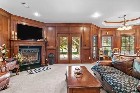 Living - 7225 E Worth Ave, Benton, AR 72019 photo 2 of 3