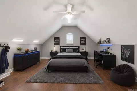 Bedroom - 10 Colt Loop, Greenbrier, AR 72058 photo 4 of 5