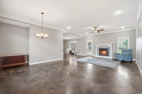 Living - 10 Colt Loop, Greenbrier, AR 72058 photo 3 of 3