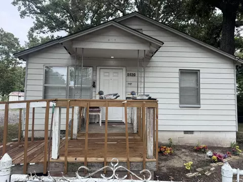 8420 W 32nd St, Little Rock, AR 72204