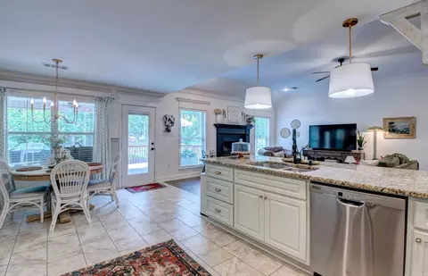 Kitchen - 385 Reuben Dr, Alexander, AR 72002 photo 3 of 7