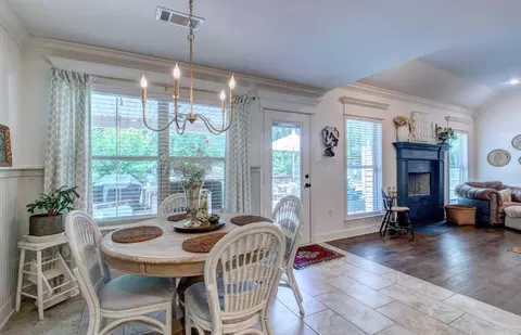 Dining - 385 Reuben Dr, Alexander, AR 72002 photo 3 of 4