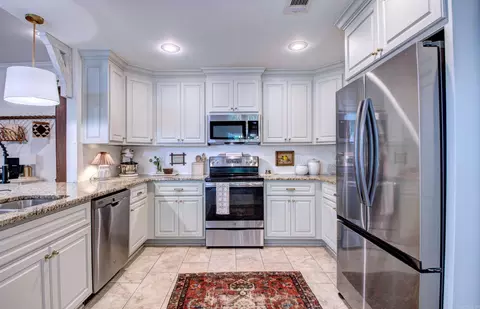 Kitchen - 385 Reuben Dr, Alexander, AR 72002 photo 5 of 7