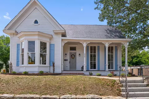 2020 S Main St, Little Rock, AR 72206