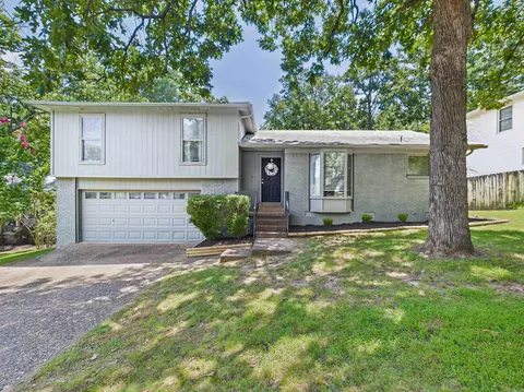 9 Golden Oak Cv, Little Rock, AR 72212
